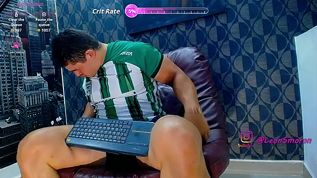 Leonsmoron online show from 29, 7, 2026