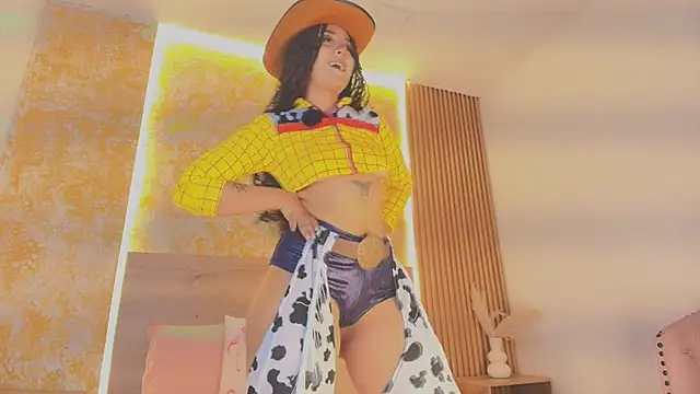 Emma Torres   online show from 21, 9, 2025