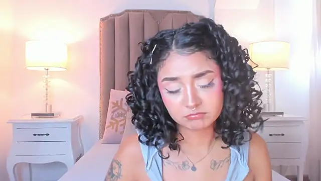 Emma Torres   online show from 21, 5, 2026