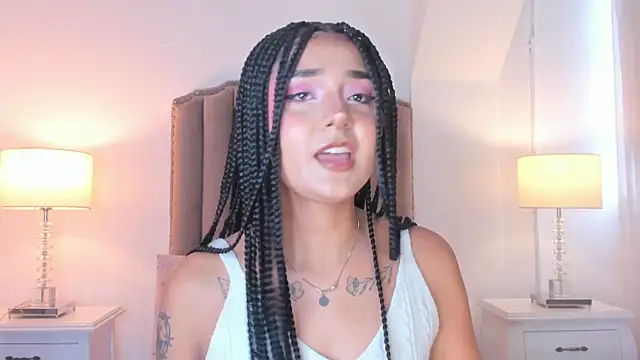 Emma Torres   online show from 25, 5, 2026