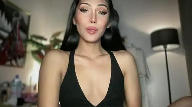 Snapshot of Bella_Gordon chatting on 18, 3, 2025 Bella Gordon online show from 18, 3, 2025