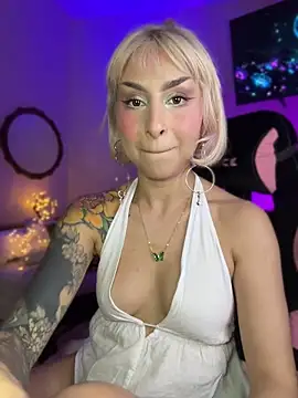 Cinamoonn online show from 5, 5, 2026
