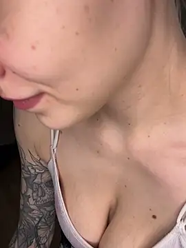 Snapshot of _D_Love_ chatting on 26, 12, 2024 D Love online show from 26, 12, 2024