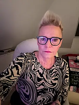 German Milf online show from 8, 1, 2026