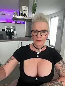 Snapshot of German_Milf chatting on 12, 5, 2026 German Milf online show from 12, 5, 2026