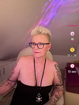 Snapshot of German_Milf chatting on 24, 5, 2026 German Milf online show from 24, 5, 2026