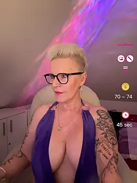 Snapshot of German_Milf chatting on 31, 5, 2026 German Milf online show from 31, 5, 2026
