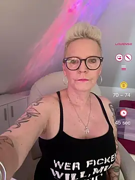 Snapshot of German_Milf chatting on 2, 6, 2026 German Milf online show from 2, 6, 2026