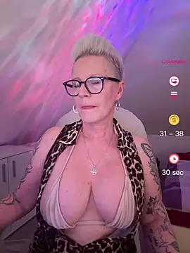 Snapshot of German_Milf chatting on 6, 6, 2026 German Milf online show from 6, 6, 2026