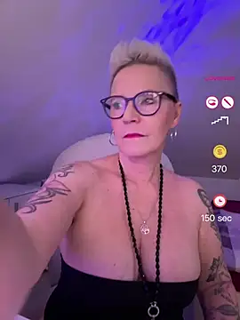 Snapshot of German_Milf chatting on 11, 6, 2026 German Milf online show from 11, 6, 2026