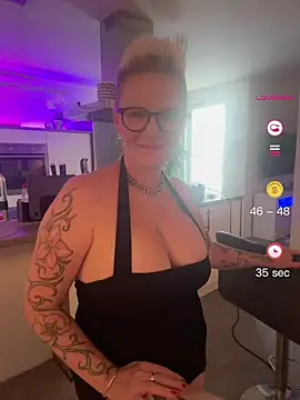 Snapshot of German_Milf chatting on 30, 7, 2026 German Milf online show from 30, 7, 2026