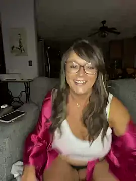 cowgirlc online show from 5, 2, 2025