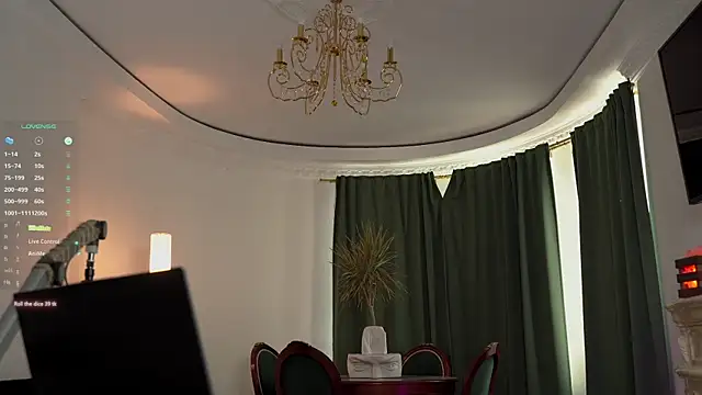 VIktorSecret online show from 4, 8, 2026