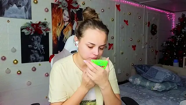 Snapshot of Misss_Vikk chatting on 7, 1, 2026 Misss Vikk online show from 7, 1, 2026