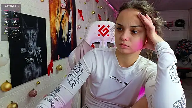 Snapshot of Misss_Vikk chatting on 1, 2, 2026 Misss Vikk online show from 1, 2, 2026