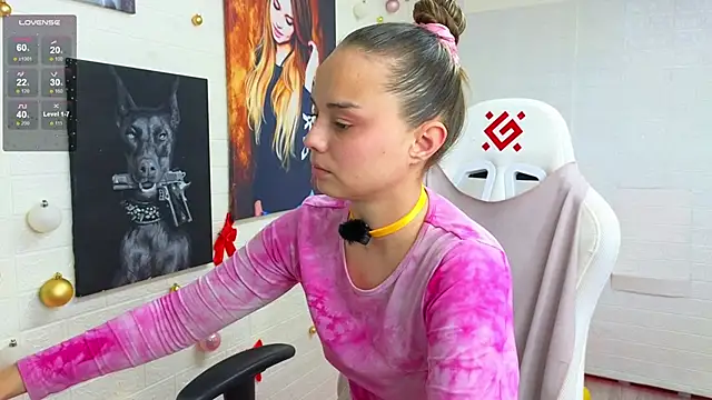 Snapshot of Misss_Vikk chatting on 5, 2, 2026 Misss Vikk online show from 5, 2, 2026