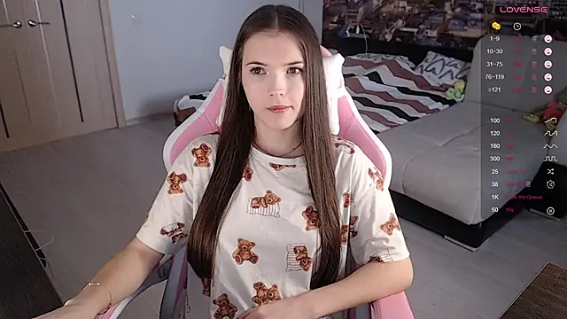 Eva Davie online show from 13, 2, 2025