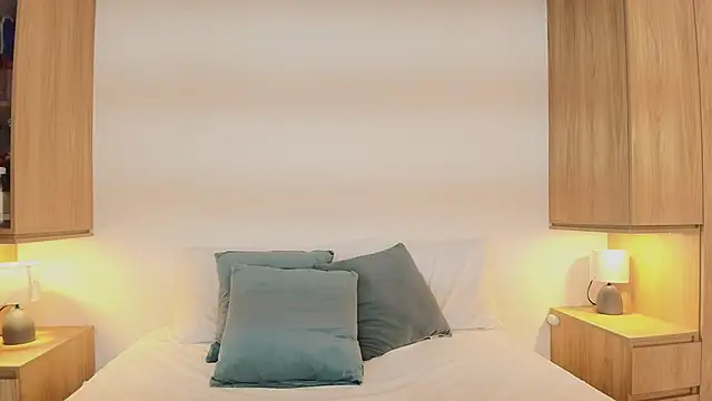 Snapshot of Isabella_Harley chatting on 15, 9, 2025 Isabella Harley online show from 15, 9, 2025