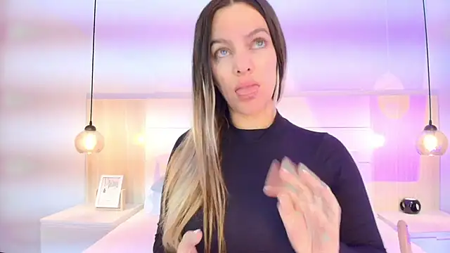 Isabella Harley online show from 14, 11, 2025