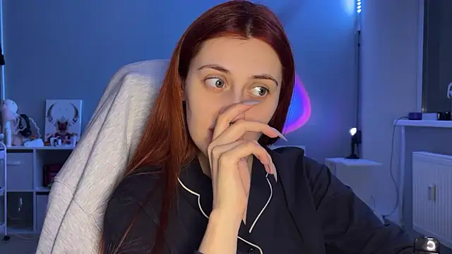 Uniarten online show from 11, 2, 2025