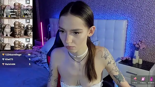 Snapshot of SophieCatty chatting on 22, 2, 2025 SophieCatty online show from 22, 2, 2025