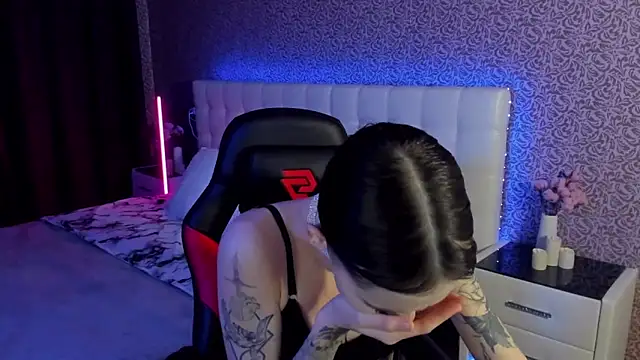 Snapshot of SophieCatty chatting on 24, 2, 2025 SophieCatty online show from 24, 2, 2025