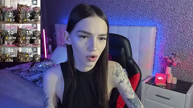 Snapshot of SophieCatty chatting on 28, 2, 2025 SophieCatty online show from 28, 2, 2025