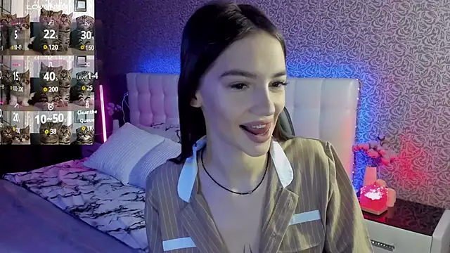 Snapshot of SophieCatty chatting on 7, 3, 2025 SophieCatty online show from 7, 3, 2025