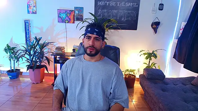 RyanCarter  online show from 22, 4, 2026