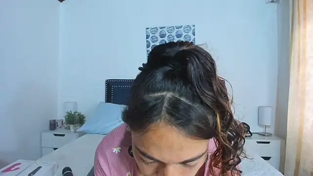 ZulyMichels online show from 17, 2, 2025