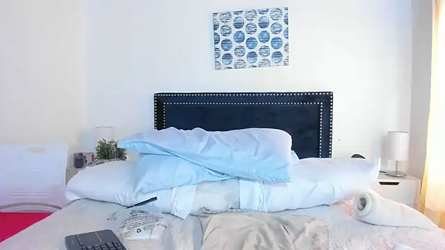 ZulyMichels online show from 18, 2, 2025