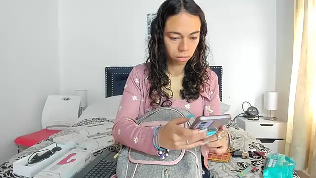 ZulyMichels online show from 17, 3, 2025