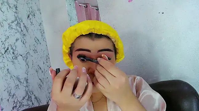 Snapshot of Alexandra_Hornny chatting on 4, 2, 2025 Alexandra Hornny online show from 4, 2, 2025