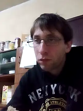 Snapshot of White_rabbit_ chatting on 4, 1, 2025 White rabbit  online show from 4, 1, 2025