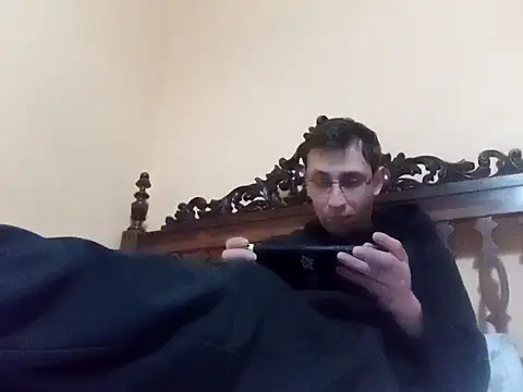 Snapshot of White_rabbit_ chatting on 19, 1, 2025 White rabbit  online show from 19, 1, 2025