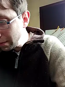 Snapshot of White_rabbit_ chatting on 6, 2, 2025 White rabbit  online show from 6, 2, 2025