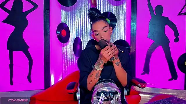 nickyminach  online show from 24, 3, 2026