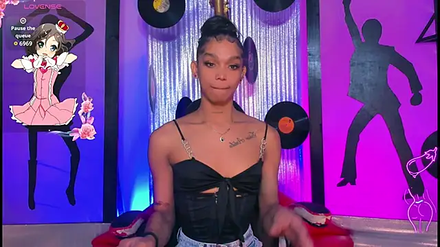 nickyminach  online show from 3, 7, 2026