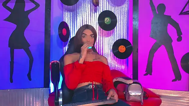 nickyminach  online show from 28, 7, 2026