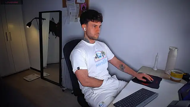 HonestAndrew online show from 10, 2, 2026