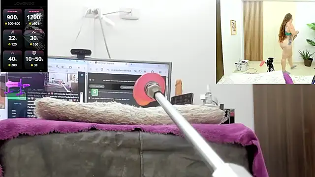 Paulina Davis  online show from 6, 8, 2026