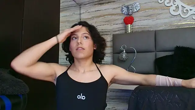 oliver  brown online show from 2, 4, 2026