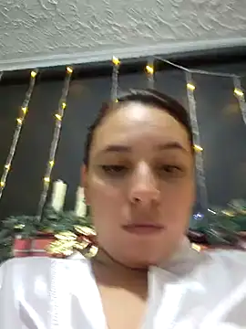 Snapshot of LizzRouse chatting on 15, 12, 2024 LizzRouse online show from 15, 12, 2024