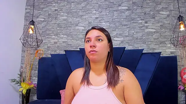 Snapshot of LizzRouse chatting on 15, 3, 2025 LizzRouse online show from 15, 3, 2025