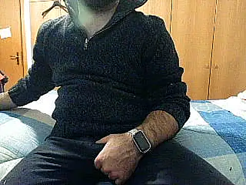 Snapshot of Attila985 chatting on 6, 1, 2025 Attila985 online show from 6, 1, 2025