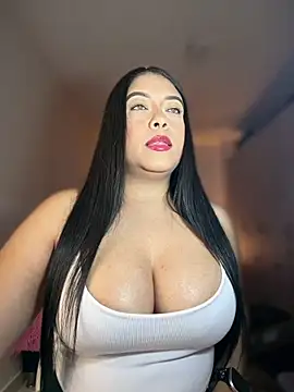 Snapshot of cami_ortiz__ chatting on 9, 5, 2026 cami ortiz online show from 9, 5, 2026