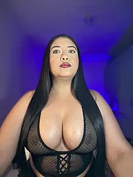 Snapshot of cami_ortiz__ chatting on 6, 6, 2026 cami ortiz online show from 6, 6, 2026
