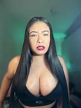 Snapshot of cami_ortiz__ chatting on 12, 6, 2026 cami ortiz online show from 12, 6, 2026