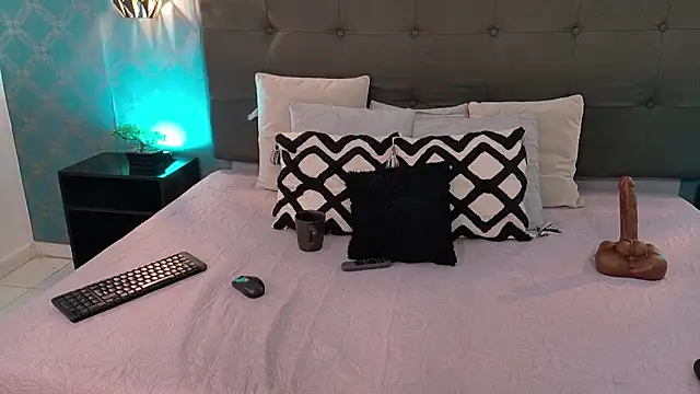 Madisonsmiith online show from 13, 3, 2025