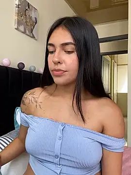 DaphneUwu online show from 13, 12, 2024